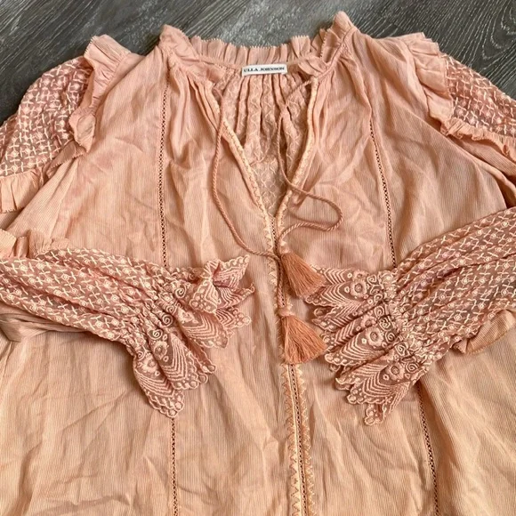 ULLA JOHNSON - Picture 15 of 17